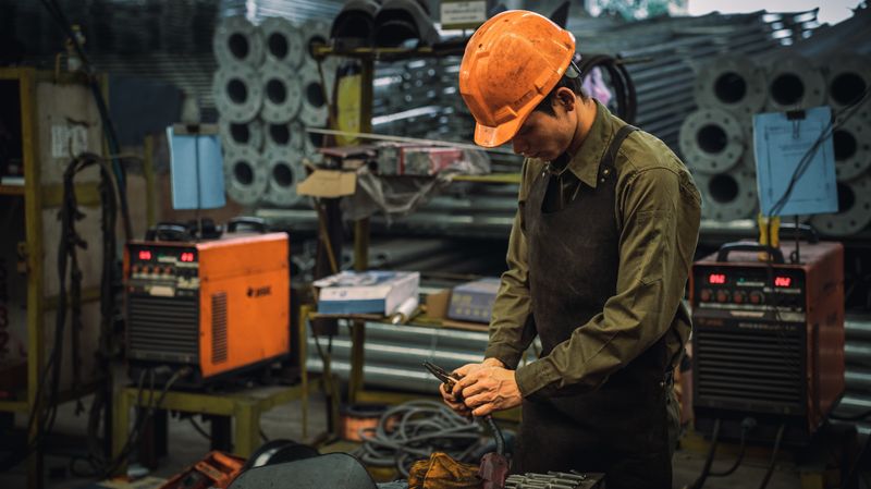 Manufacturing workforce and labor availability in Vietnam