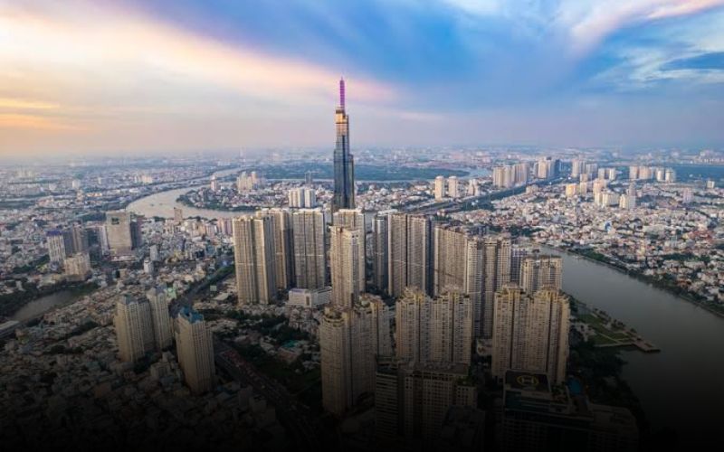 Vue aérienne du développement immobilier à Hô Chi Minh-Ville.