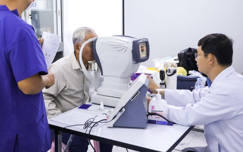 Healthcare investment Cambodia