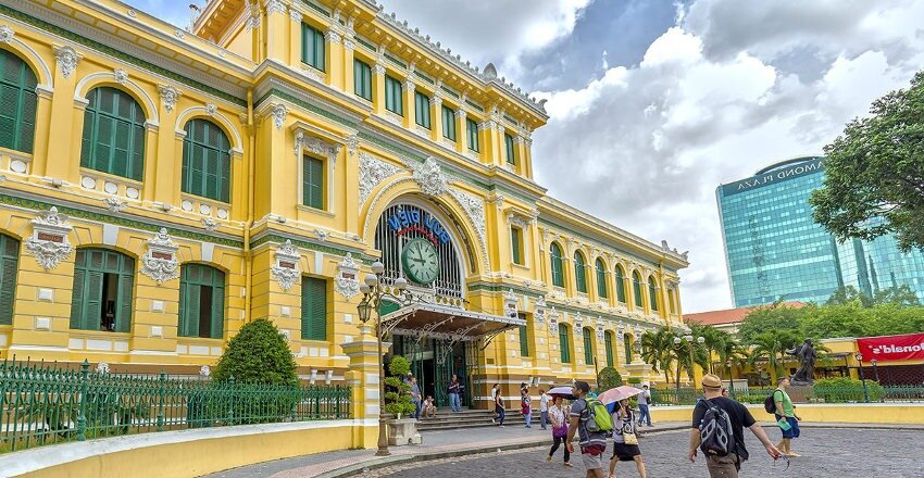 Sending parcel and letter across Vietnam