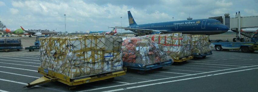 Ship and move personal belongings by cargo planes overseas from or to vietnam