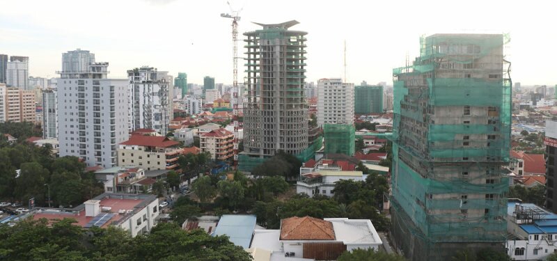 Invest in real estate in Siem Reap or Sihanoukville