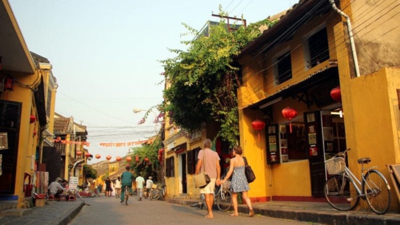 how to get a visa in Vietnam for travel and tourism purpose