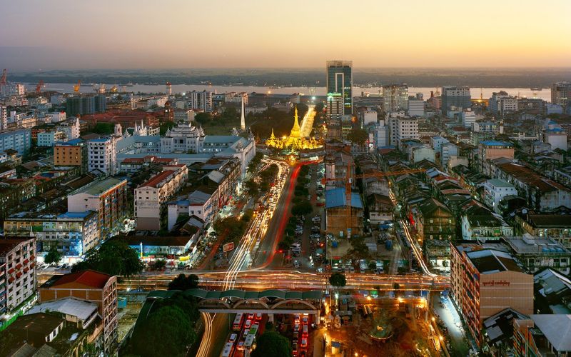 Key risks and challenges facing businesses, investors, and market participants
Image Caption: Risques et défis pour les entreprises et les investisseurs