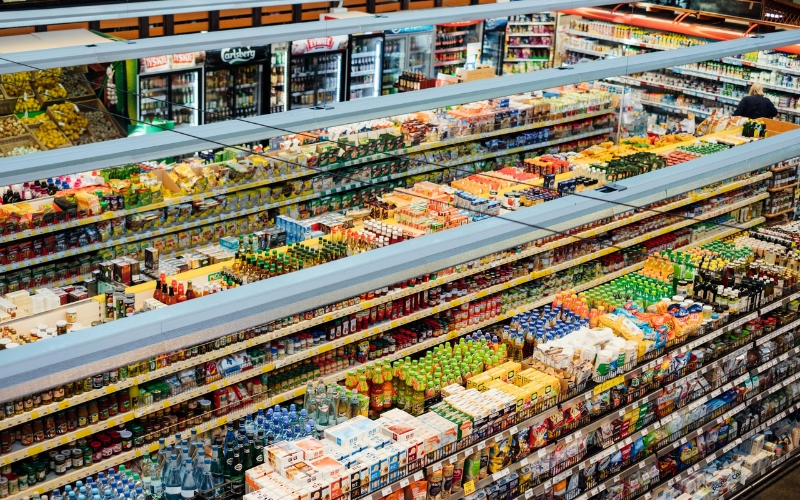 Secteur des biens de consommation au Myanmar mettant en avant la demande intérieure, le développement du commerce de détail et les opportunités de marché
