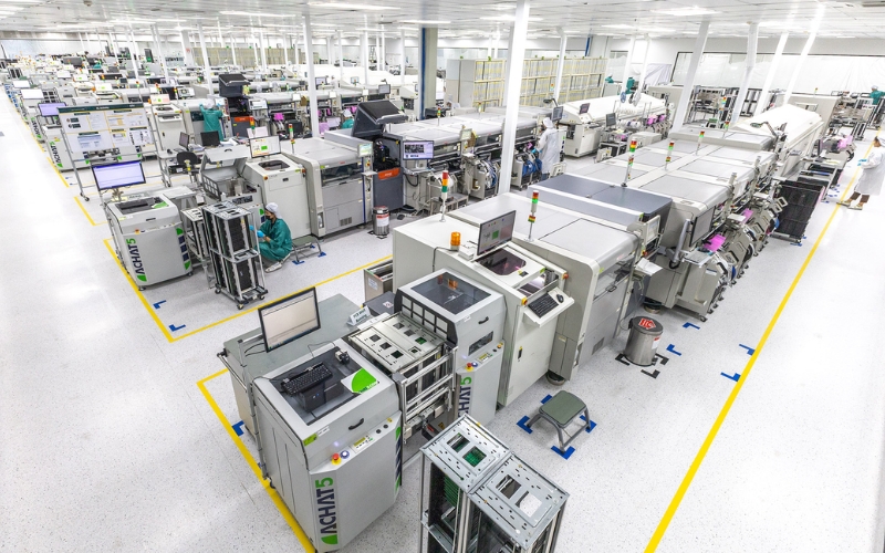 Secteur de la fabrication électronique en Thaïlande mettant en avant les capacités de production, les chaînes d’approvisionnement et le développement technologique