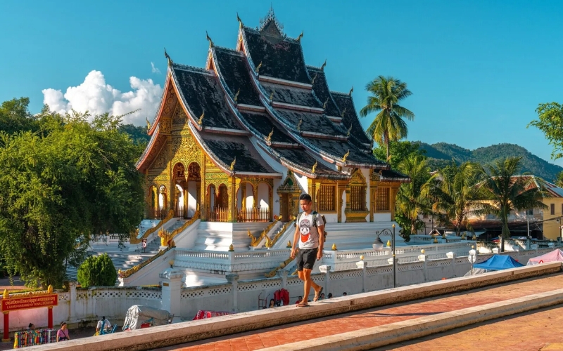 Perspectives du marché touristique au Laos mettant en avant les tendances de fréquentation, le développement hôtelier et les opportunités de croissance